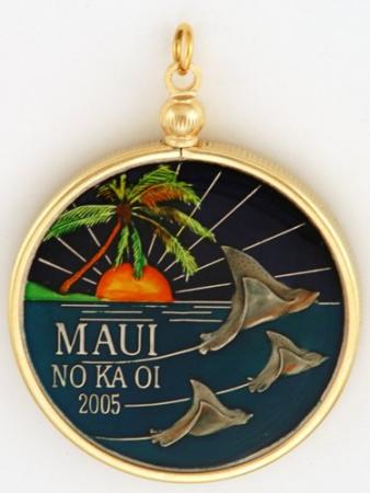 Hand Painted Maui Stingray Medallion Pendant